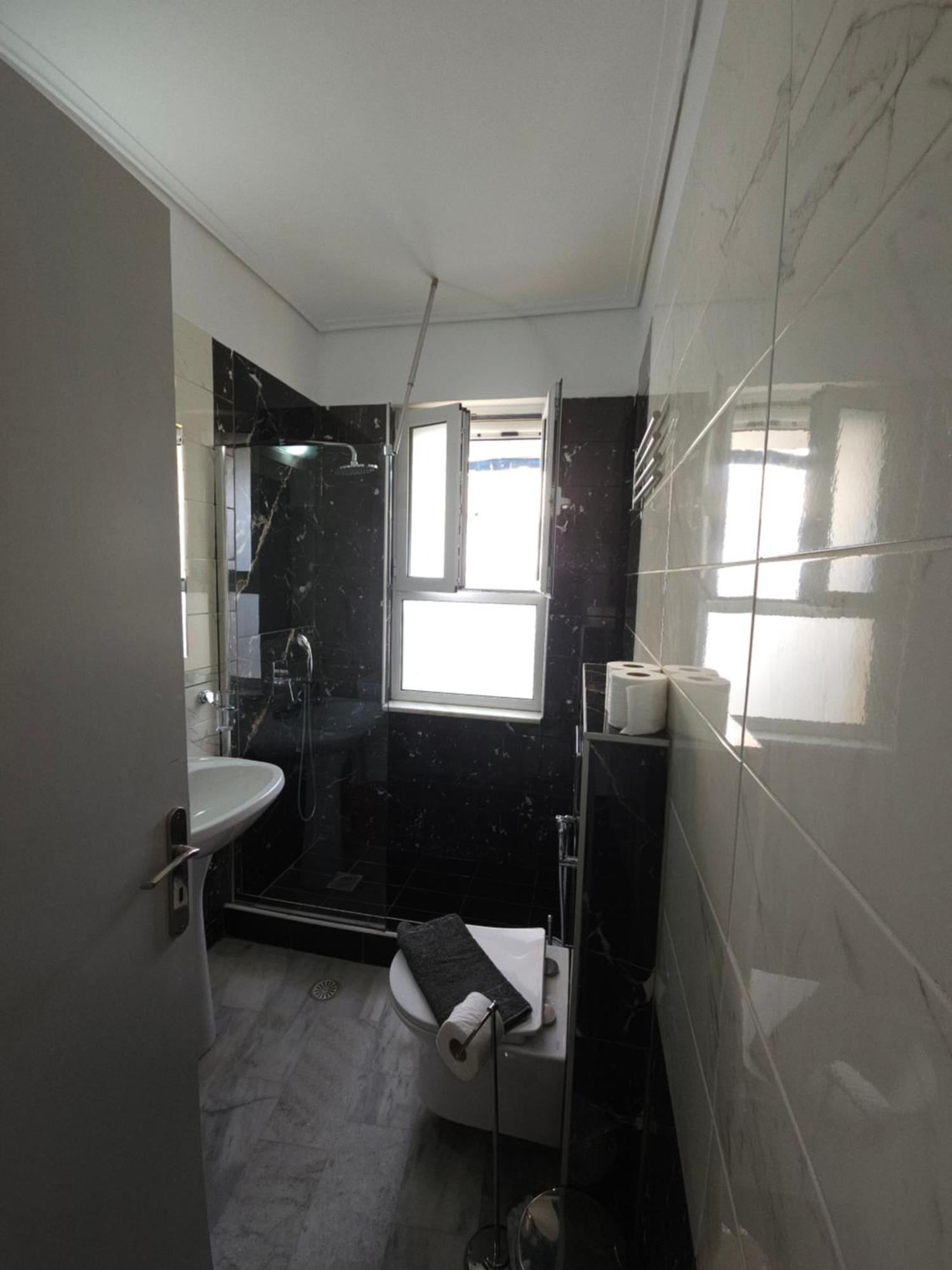 Sunny Apartment On The 2Nd Floor In Bohemian Psiri In Athens' Historic Center-In Vivo Apartments 外观 照片